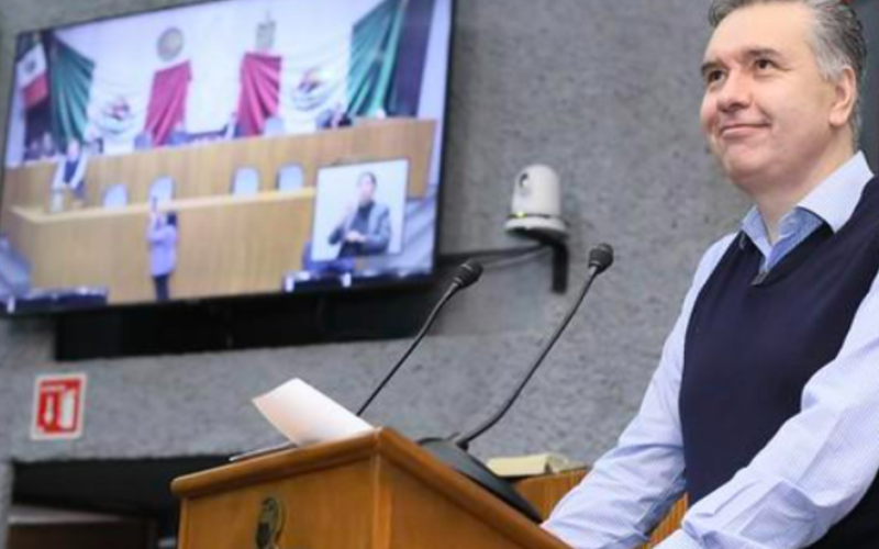 Exhorto a mejorar vialidades y parques en Monterrey y Escobedo