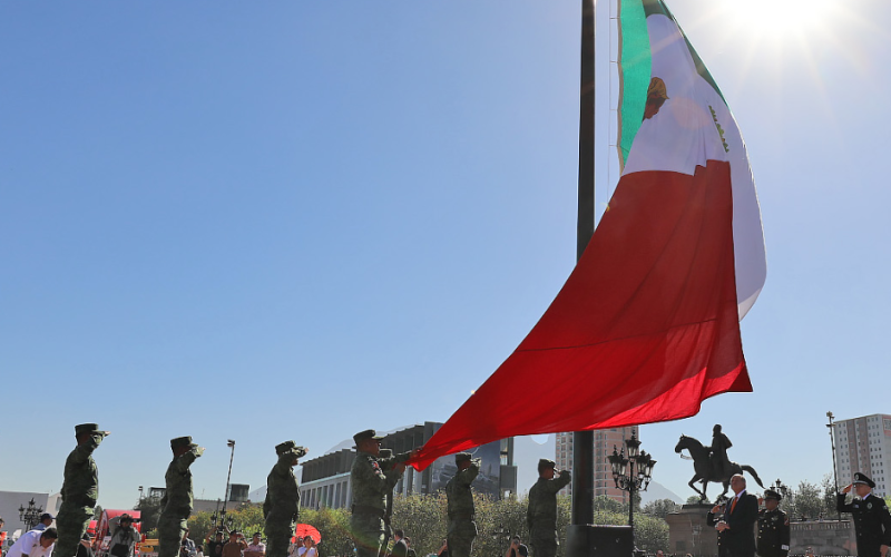 Javier Navarro en el 113° Aniversario de la Revolución Mexicana