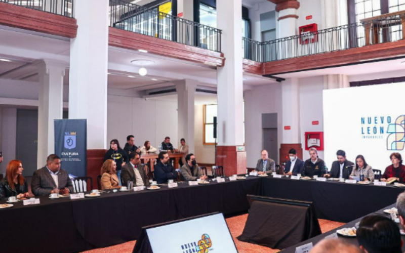 Consejos auxiliares se instalan para conmemorar los 200 años