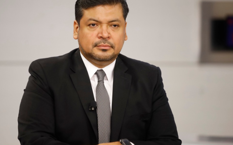 Luis Enrique Orozco elegido Gobernador Interino