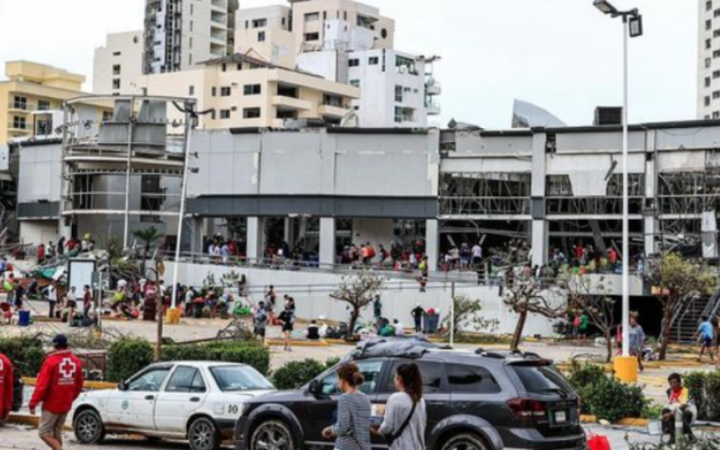 Huracán ‘Otis’ Deja 50 Muertos y 30 Desaparecidos en Acapulco
