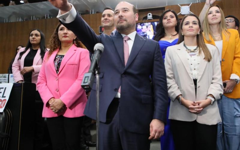 Samuel García denuncia nombramiento de gobernador interino