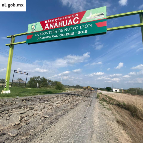 Trabajos de rehabilitación en Carretera Monterrey-Colombia