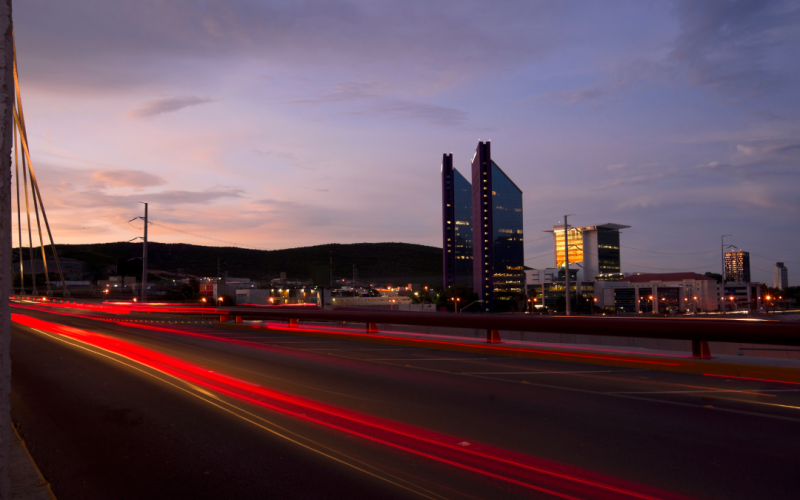 Ampliarán el Puente Colombia Nuevo León-Texas