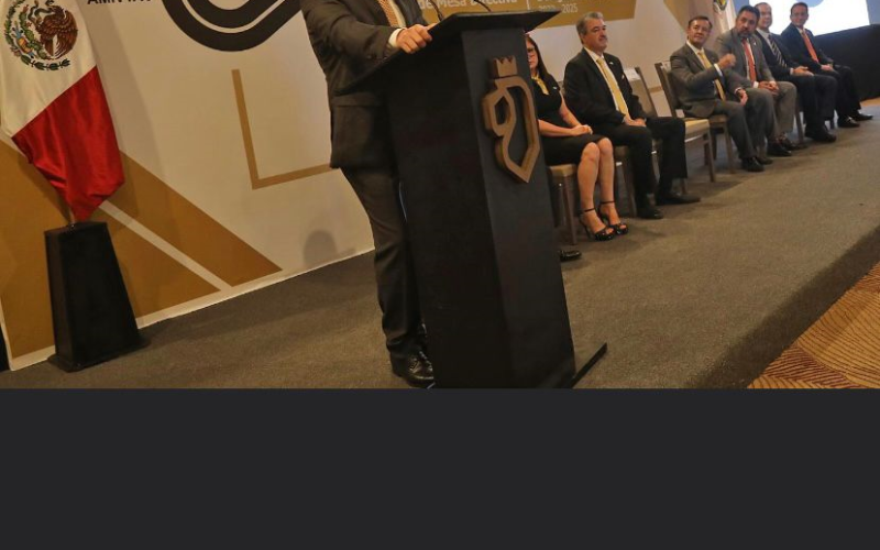 Gobernador de Nuevo León llama a la coordinación con alcaldes para el bien del estado