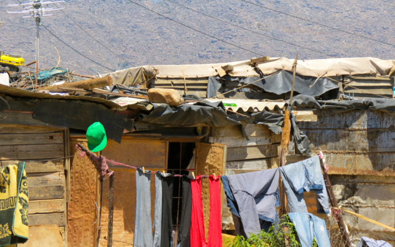 Reducción de pobreza en Nuevo León: un logro significativo según CONEVAL